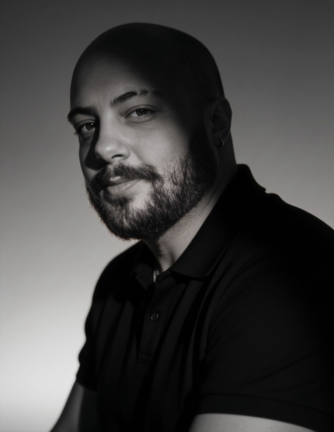 Rafael Pompeu, black and white portrait